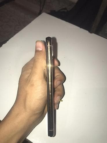 core i5 9400f: IPhone Xs, Золотой — 5