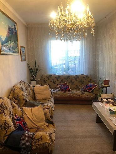 город кызыл кия: 📍ул. Васильева 🔘6-комнат 🔘150м² Срочно продаётся добротный кирпичный — 8