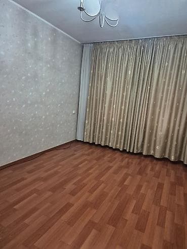 binar: 3 комнаты, 62 м², 105 серия, 4 этаж, Старый ремонт — 1