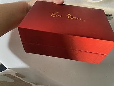 psn network: Подарочный набор Pandora в красной коробке «For You». Состав набора — 3