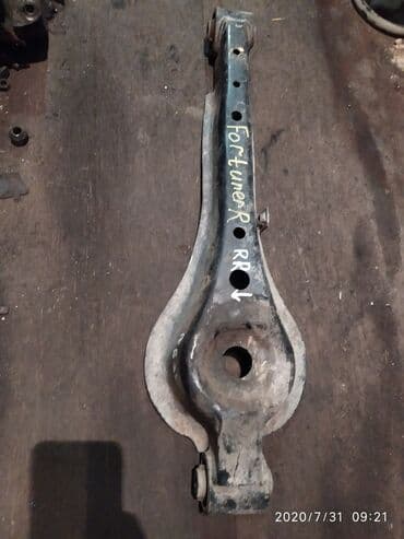 двуспальная кровать с подъемным механизмом: Toyota Fortuner Нижний рычаг, Тойота Фортунер нижний рычаг подвески — 1