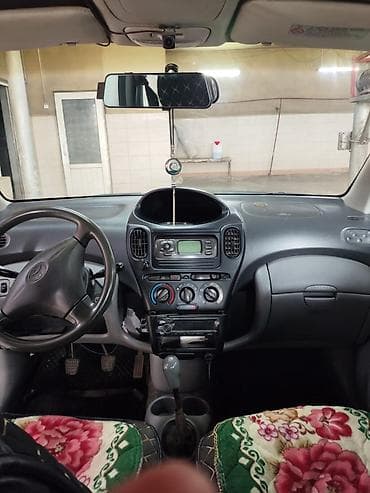 Toyota Yaris Verso: 2000 г., Механика, Хэтчбэк — 2