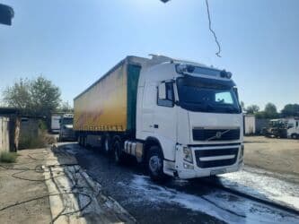 куплю дом на колёсах: Тягач, Volvo, 2011 г., Шторный — 6