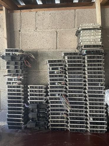 sprinter 4 4: Продаю блок управления Эбу на мерседес sprinter легковой w210 3.2 2.7 — 3