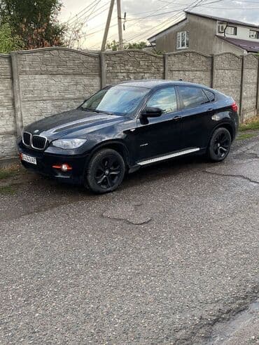 BMW 130: 2011 г., 3 л, Автомат, Бензиновая, Хэтчбэк