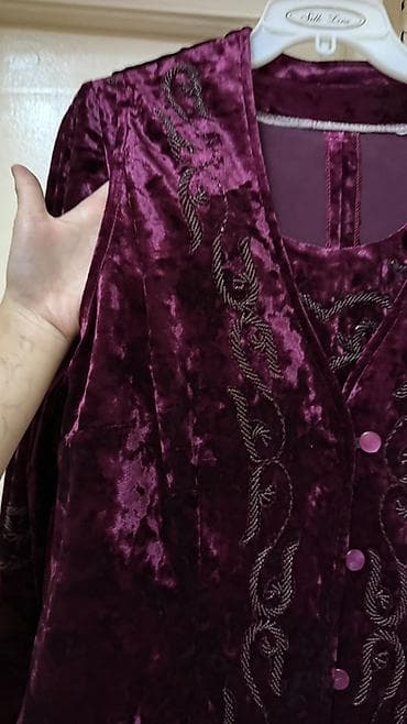 бархатные пиджаки женские: Вечерний комплект из велюра цвета спелой сливы. РУЧНАЯ РАБОТА Состав — 5