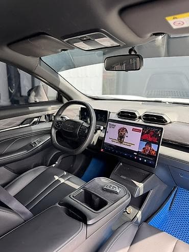 xpeng p7: Dongfeng Aeolus Haohan: 2026 г., Электромобиль, Кроссовер — 6