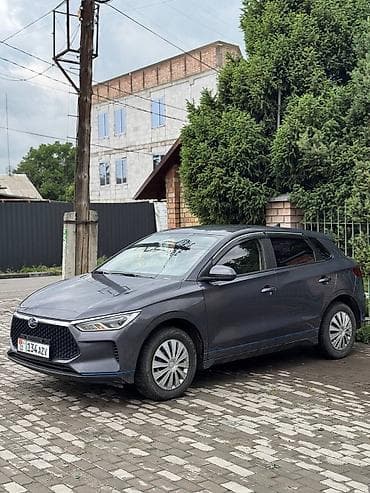 BYD E2: 2022 г.