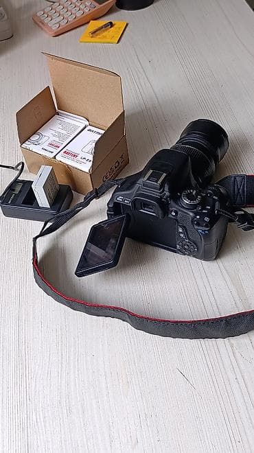 камера кыргызстана: Canon 600D. Фотоаппараты. Баары иштейт. Объектив жаңыга алмашкан. Эки — 2