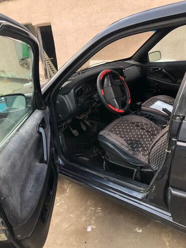 купить авто в кредит без первоначального взноса: Volkswagen Passat: 1993 г., 1.8 л, Механика, Бензин, Универсал — 8