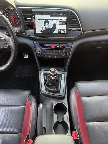 kia credos: Hyundai Avante: 2018 г., 1.6 л, Механика, Бензин, Седан — 6
