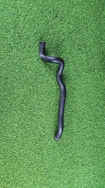 блок предохранителей: Патрубок Е60 е61 Год 20 757 В отличном состоянии, очень большой — 2