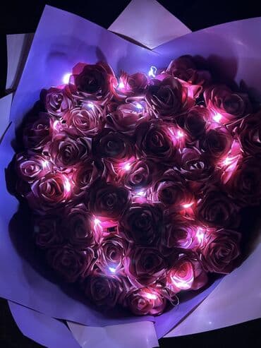 цветы сделаны из бисера: Розы на заказ из атласных лент — 5