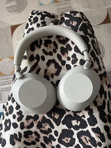 mic mini: Беспроводные накладные наушники Sony WH-1000XM6, цвет светло‑серый — 3