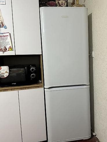 Двухкамерный холодильник с нижней морозильной камерой. Основные at lalafo.kg Двухкамерный холодильник с нижней морозильной камерой. Основные