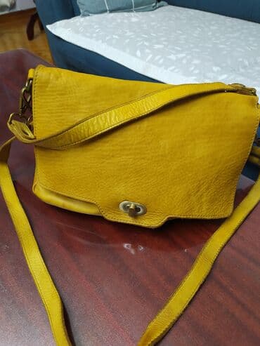 у настоящей женщины должно быть сумочка из италии: Шикарная итальянская кожаная,новая сумка, цвет горчица,отличный — 5