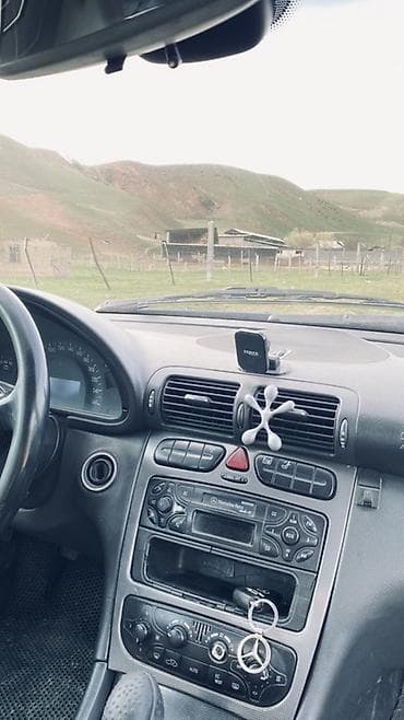 kia ceet: Mercedes-Benz C-Class: 2002 г., 2.4 л, Ручные, Бензин, Седан — 3