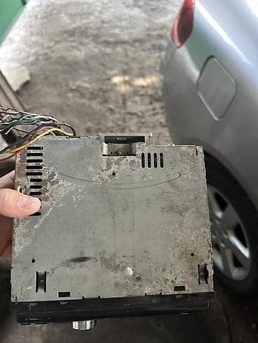 простой: Автомагнитола JVC KD-R326 - Формат 1-DIN - CD-ресивер с поддержкой — 6