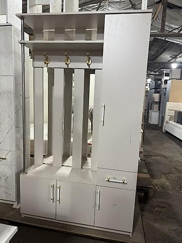 прихож: Прихожая модульная с отделением для верхней одежды и обуви. Размер — 8