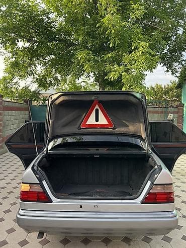 аксессуары для спринтера: Mercedes-Benz W124: 1994 г., 2 л, Механика, Бензин, Седан — 7