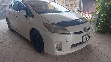 Продажа авто: Toyota Prius: 2011 г., 1.8 л, Автомат, Гибрид, Хэтчбэк — 1