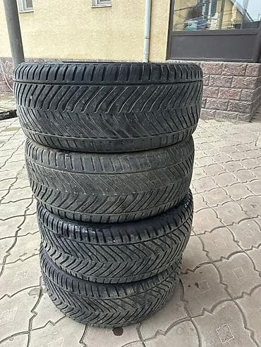 45: Шины 235 / 45 / R 18, Всесезонная, Комплект, Легковые, Riken — 6