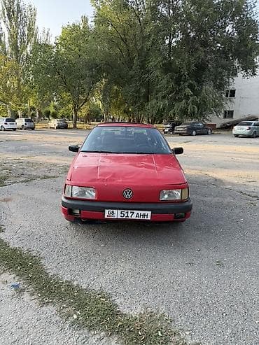 карнивал продажа: Volkswagen Passat: 1992 г., 1.8 л, Механика, Бензин, Седан — 3