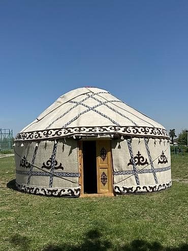 Аренда юрты, Каркас Деревянный, 75 баш, С полом, Стол, Стулья — 6