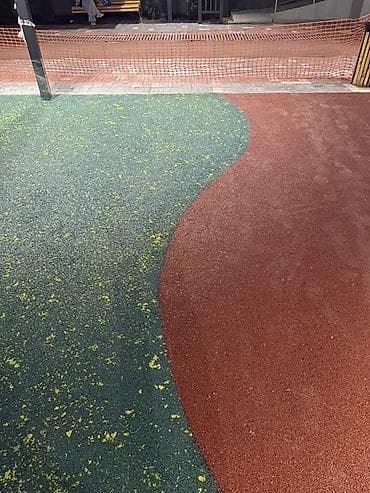 светильники уличного освещения: Резиновое бесшовное покрытие для детских и спортивных площадок - Тип — 4