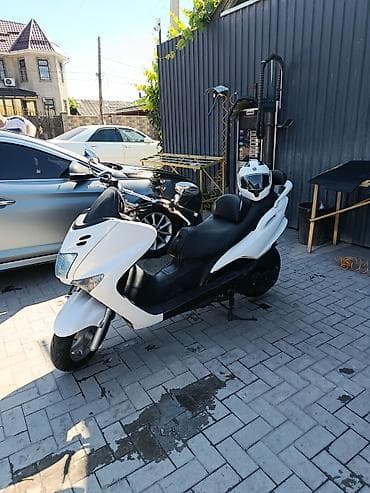 maje: Макси-скутер Yamaha, 125 куб. см, Бензин, Б/у — 3