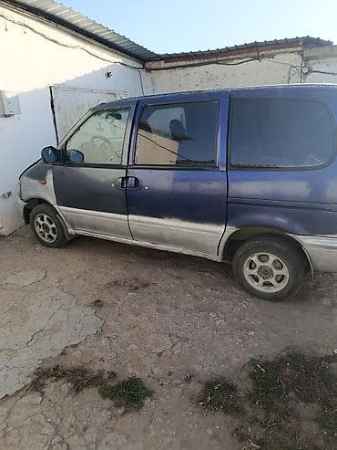 апенда авто: Минивэн компактного класса с раздвижными задними дверями с обеих — 2