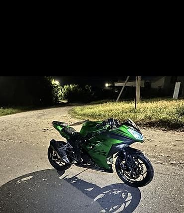 кастом мото: Спортбайк Kawasaki, 250 куб. см, Бензин, Взрослый, Б/у — 2