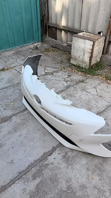 фара приус: Бампер Toyota, Новый — 3
