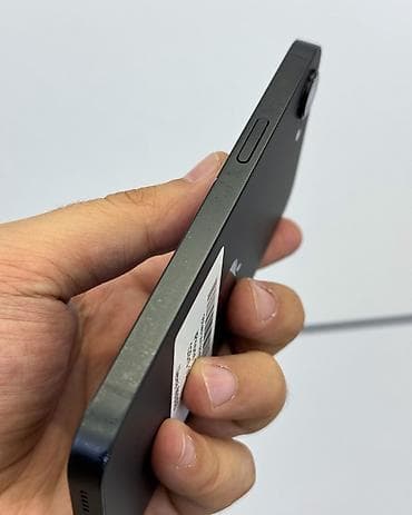рассрочка айфона: IPhone 16e, Б/у, 128 ГБ, Черный, Чехол, В рассрочку, 100 % — 7