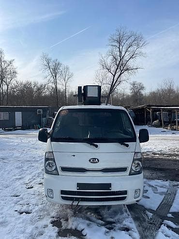 hyundai venue: Автовышка, Kia, 2014 г., 19 м — 7