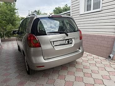 windom 2003: Toyota Corolla Verso: 2003 г., 1.8 л, Автомат, Бензин, Универсал — 4