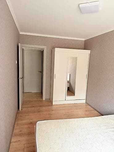 панельный дом: 3 комнаты, Собственник, С мебелью полностью — 9