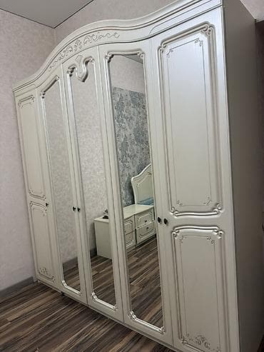 Уктоочу бөлмө гарнитуру, Колдонулган, Эки кишилик керебет, Белоруссия, МДФ, Өзү алып кетүү, түсү - Саргыч боз — 1