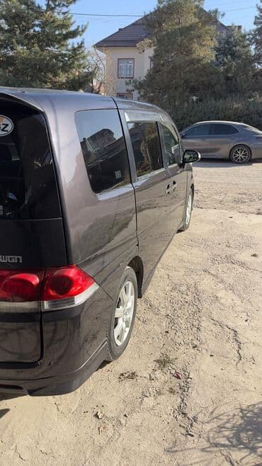 продается в рассрочку авто минивен степ вагон: Honda Stepwgn: 2005 г., 2 л, Автомат, Бензиновая, Минивэн — 6