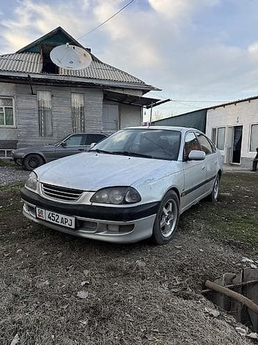 антенна на авто: Toyota Avensis: 1998 г., 2 л, Механика, Дизель, Хэтчбэк — 8