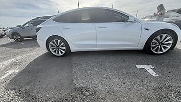 спортивная машына: Tesla Model 3: 2020 г., Автомат, Электромобиль, Седан — 4