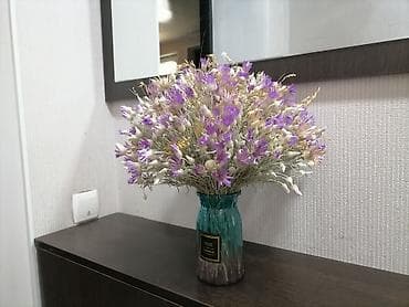 Авторский букет из сухоцветов в декоративной вазе. - Состав