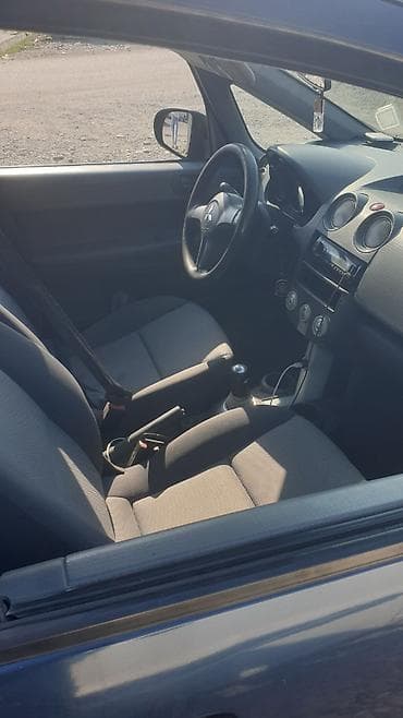 Mitsubishi Colt: 2006 г., 1.3 л, Робот, Бензин, Хэтчбэк