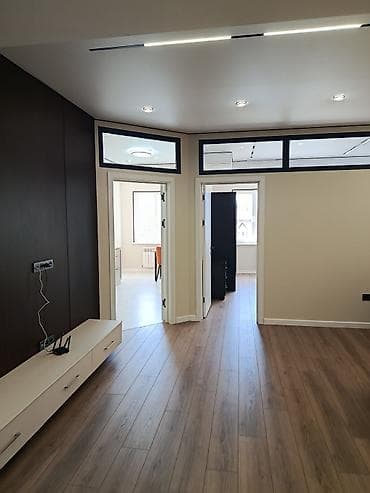 продаю 3кв 9мкр: 3 комнаты, 84 м², 10 этаж — 4