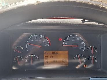 volvo 2014: Тягач, Volvo, Тентованный — 10