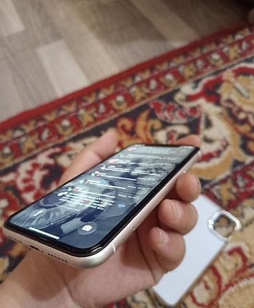 монитор тв: IPhone 11, Б/у, 128 ГБ, Белый, Чехол, 100 % — 3