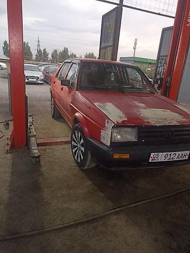 Volkswagen Jetta: 1989 г., Седан