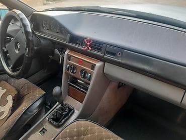 bmw samuray: Mercedes-Benz W124: 1989 г., 2 л, Ручные, Бензин, Седан — 9