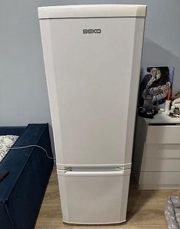 Холодильник BEKO, двухкамерный, с нижней морозильной камерой