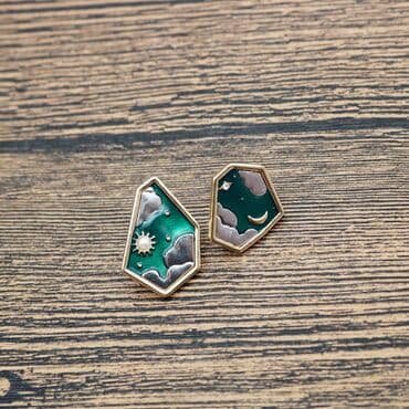 эксклюзивные свадебные пригласительные: ✨ Геометрия стиля Г и магия небес ✨ Эти серьги гвоздики — настоящее — 4